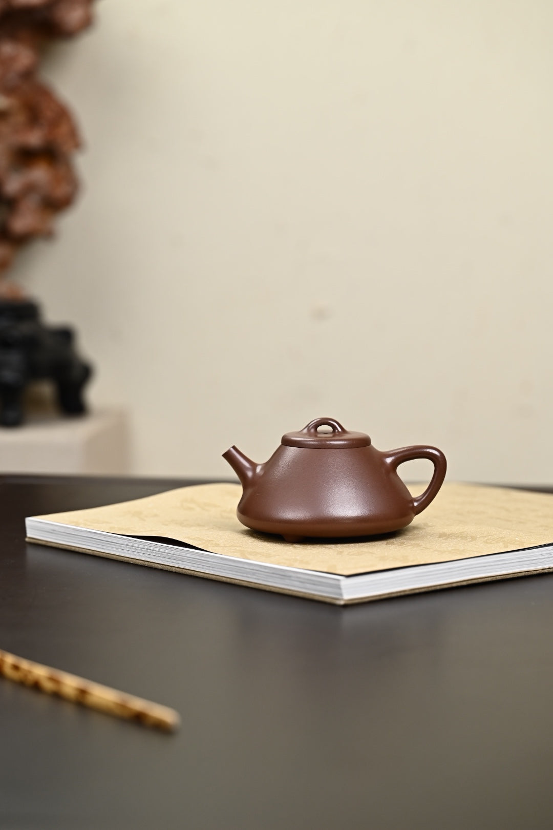 『子冶石瓢 』文革老紫泥·容量250cc/『Ziye Shipiao』 Cultural Revolution old purple clay, capacity 250cc